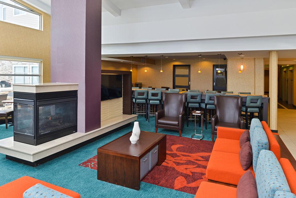 Residence Inn By Marriott Champaign Bagian luar foto