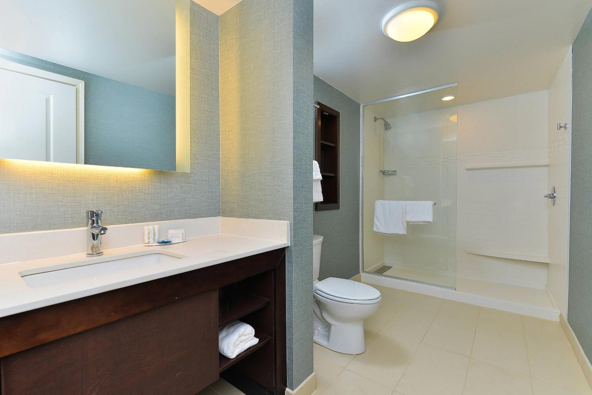 Residence Inn By Marriott Champaign Bagian luar foto