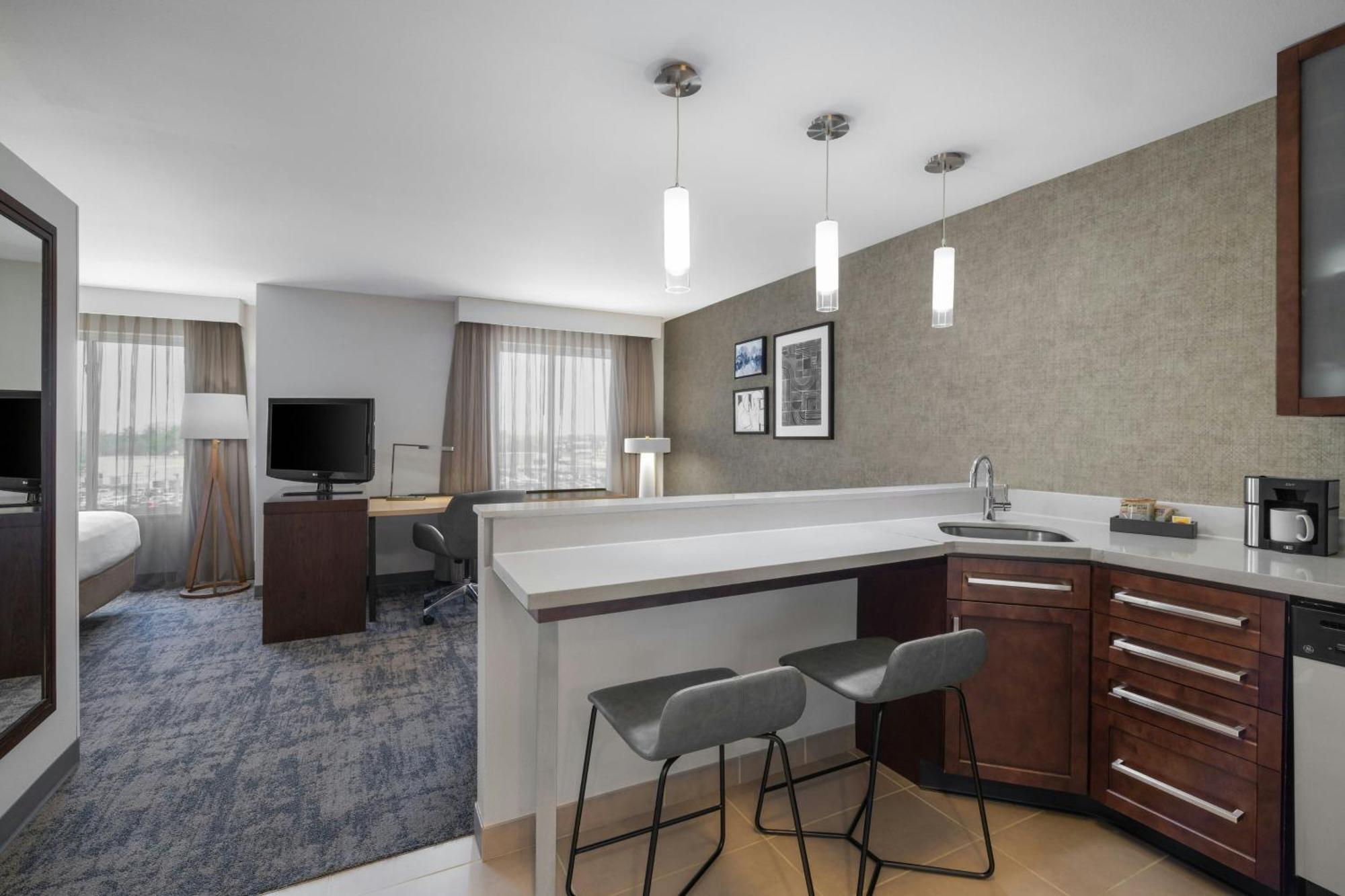 Residence Inn By Marriott Champaign Bagian luar foto